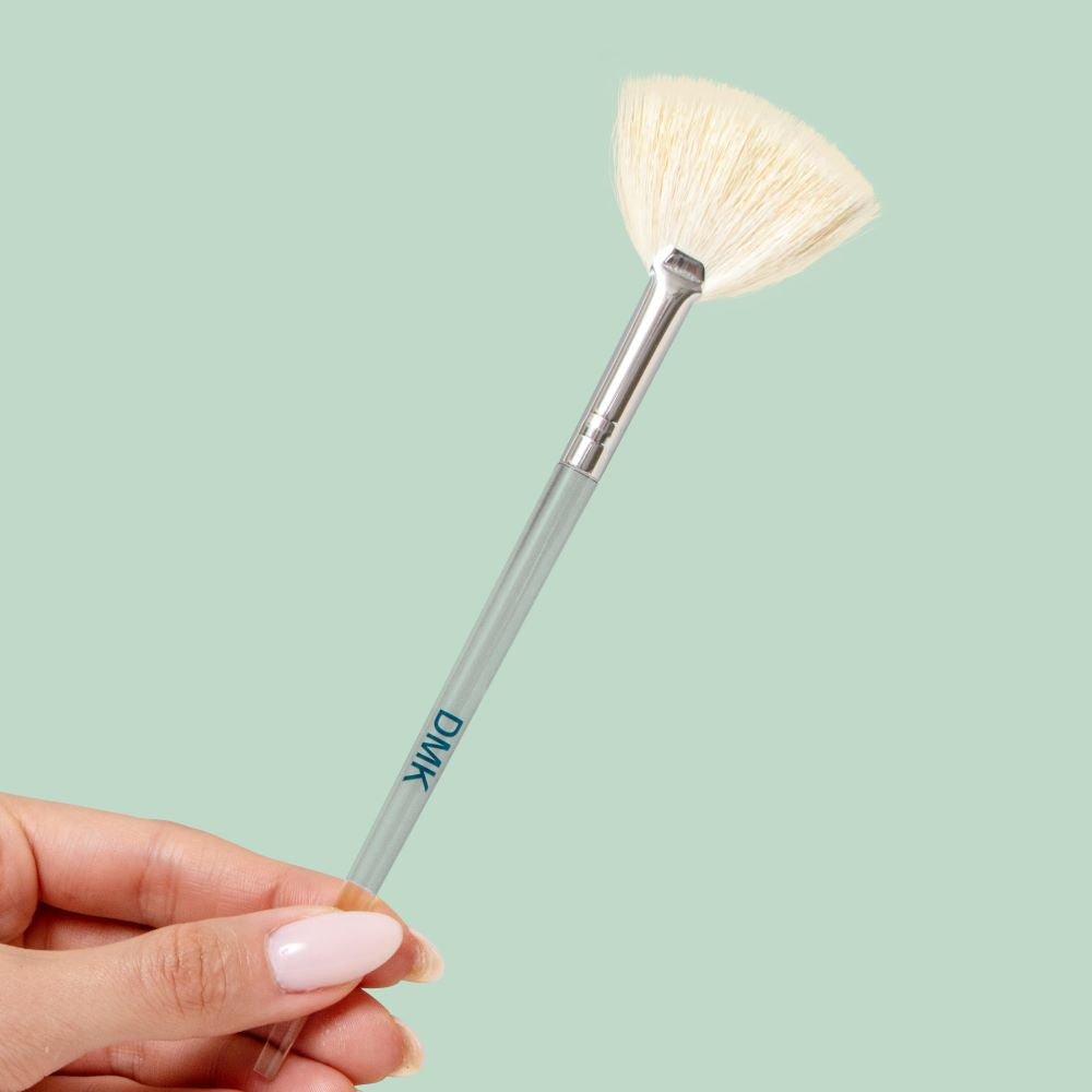 DMK Brush